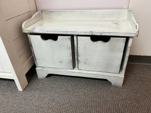 2 Cube Cubby Bench in Dove over Black w/cubes