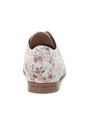 DERBIES WITH FLOWERS