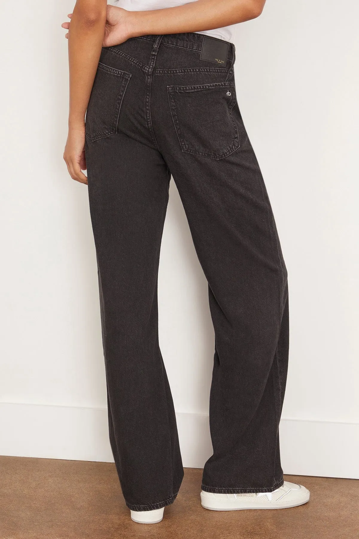Featherweight Logan Mid-Rise Wide Leg Jean in Jet Black