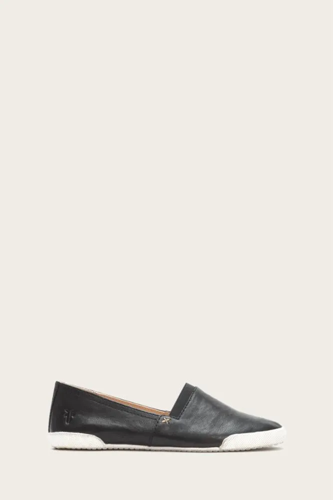 Frye  Women's 71146 Black M